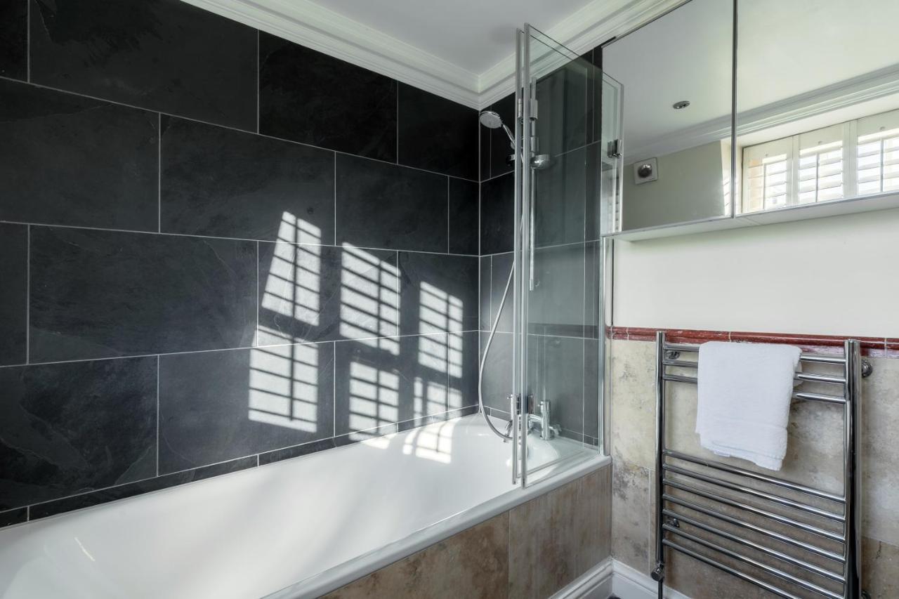 Beautiful 4 Bedroom House Near Paddington Station * Londres