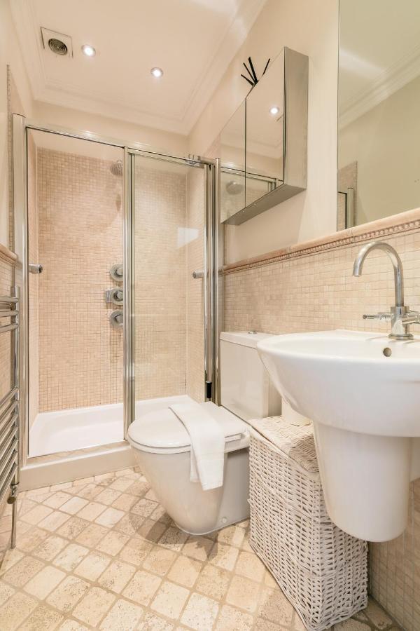 Beautiful 4 Bedroom House Near Paddington Station Сasa de vacaciones Londres