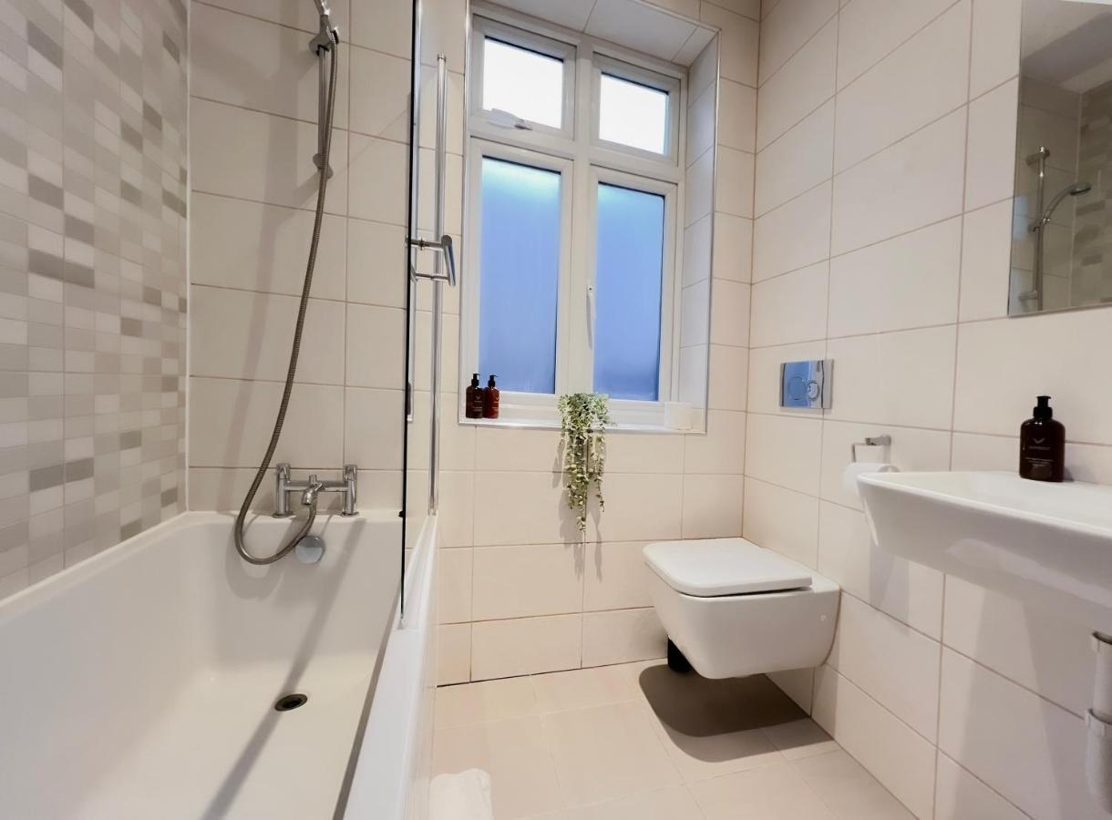 Prime Location Camden Luxury Sleeps 6 Apartamento Londres