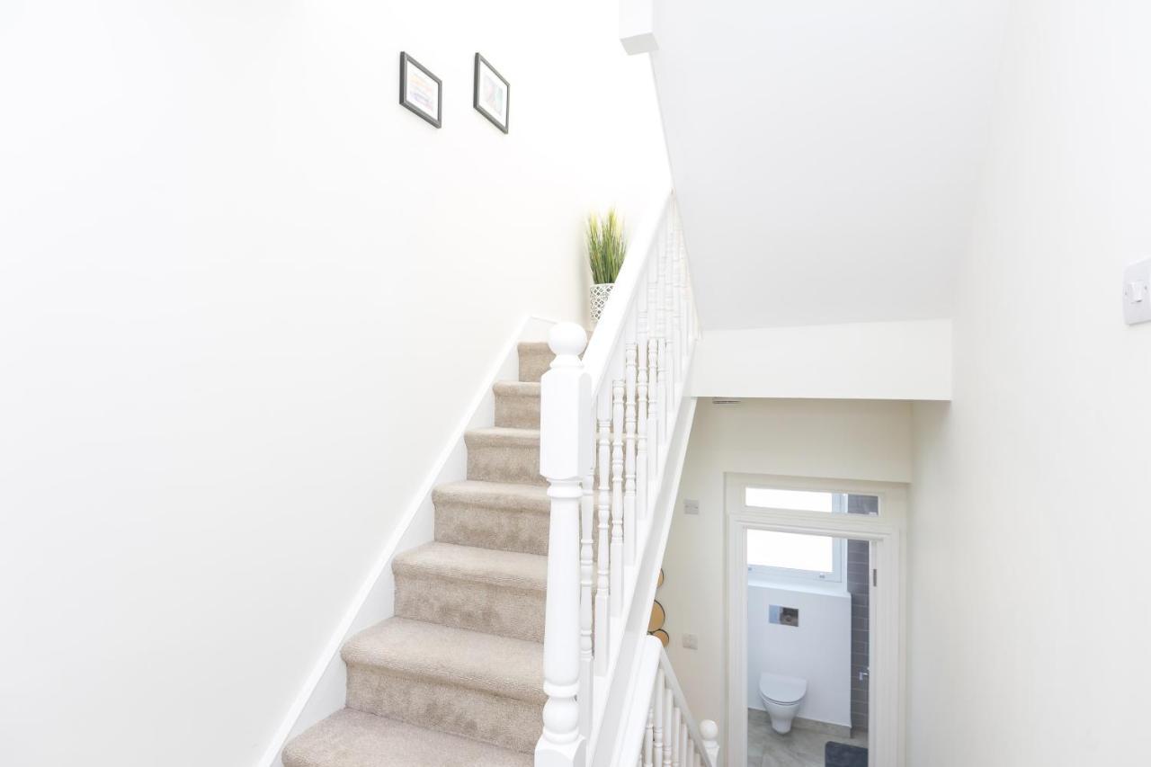 Stunning S/wimbledon Flat W/parking In London, Uk * Londres