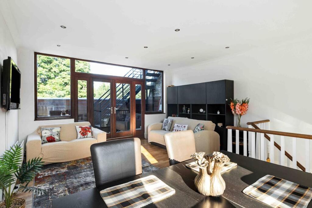 Wandsworth House Holiday home London