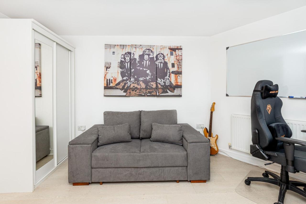 Immaculate 2br Flat, Greenwich, 2 Min Maze Hill St *