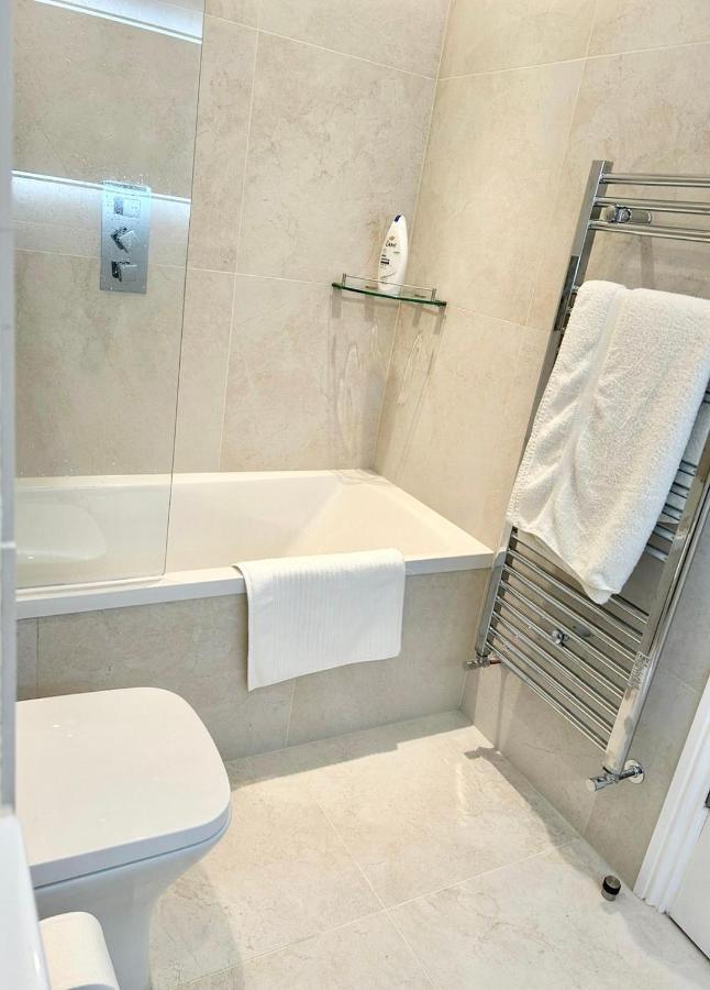 Charming 2 Beds In Chelsea By Earl's Court Station Apartamento Londres