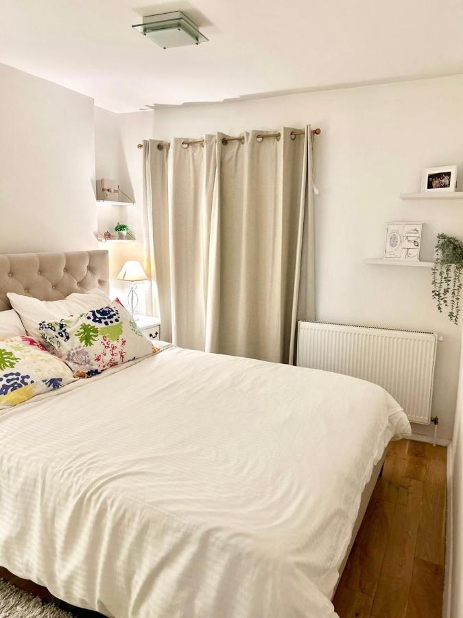 Charming 2 Beds In Chelsea By Earl's Court Station Apartamento Londres