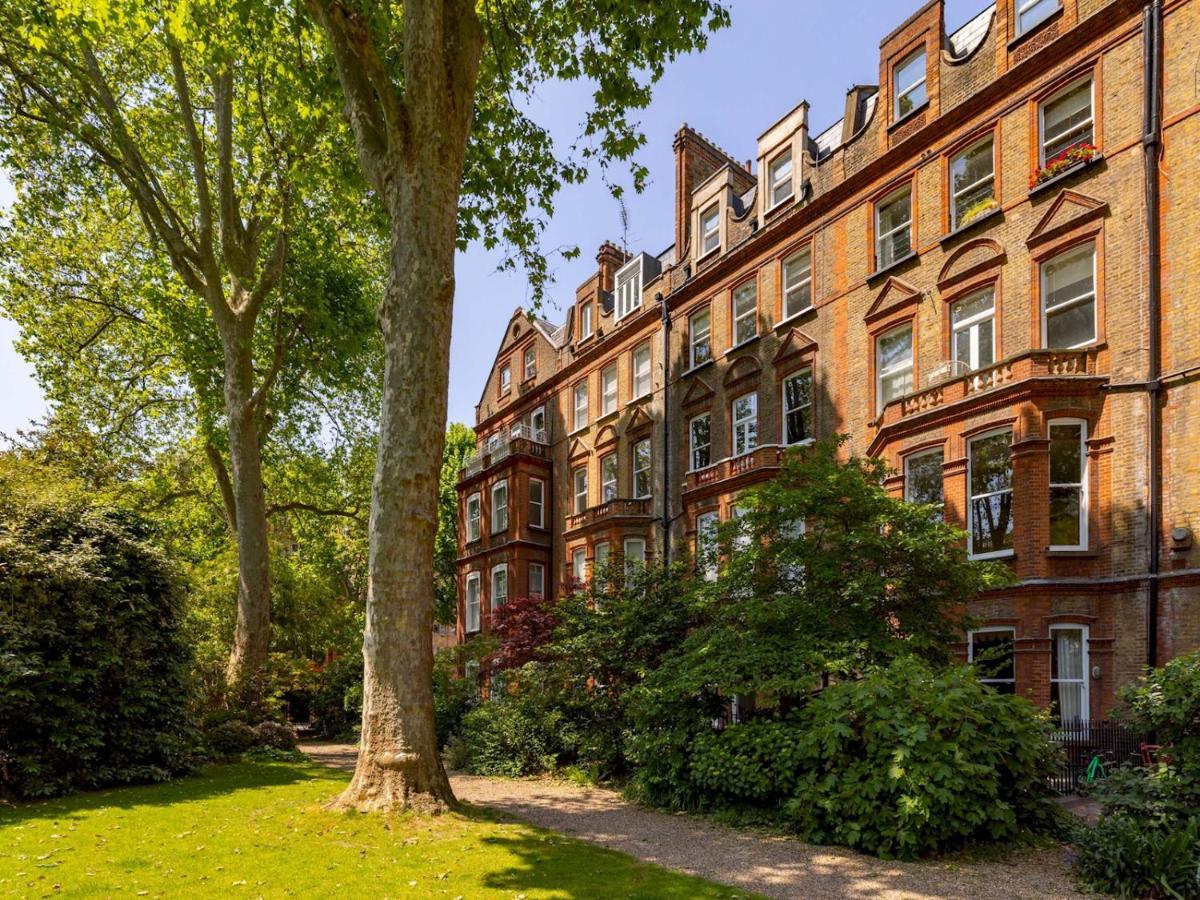 Pass The Keys Gorgeous With Access To A Private Garden Londres