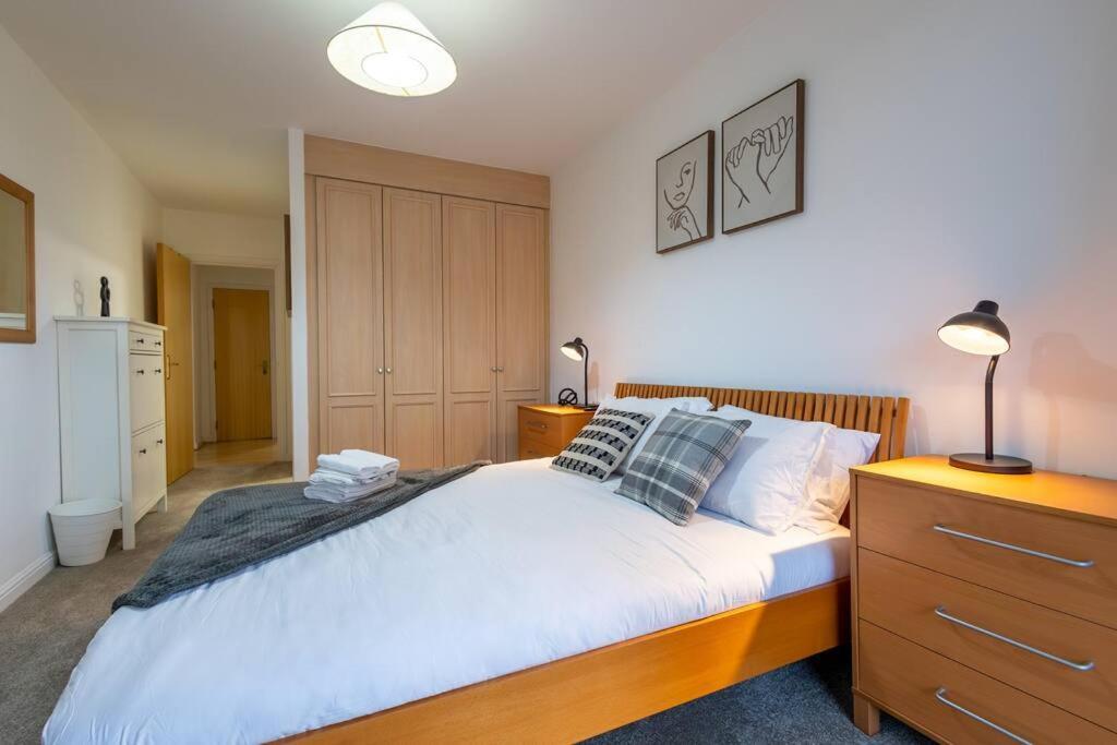 Morden Apartment, By The Sea With Free Parking * Londres