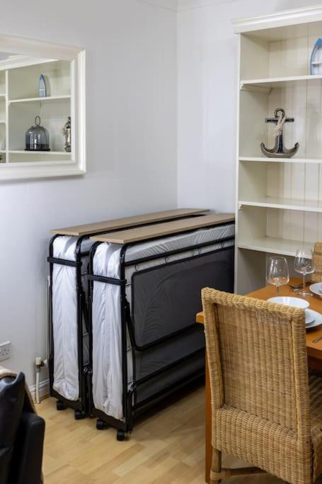 Appartement Morden Apartment, By The Sea With Free Parking Londres