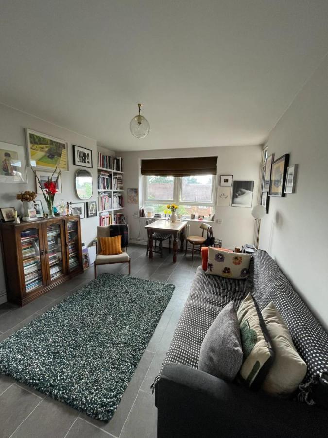 Appartement Contemporary 1bd Flat Wbalcony - Stoke Newington! *