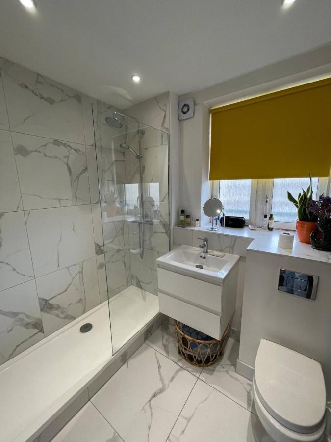Appartement Contemporary 1bd Flat Wbalcony - Stoke Newington! Londres