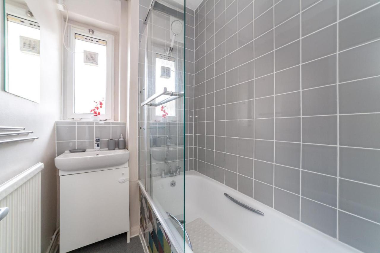 Wonderful Flat Near Little Portugal
