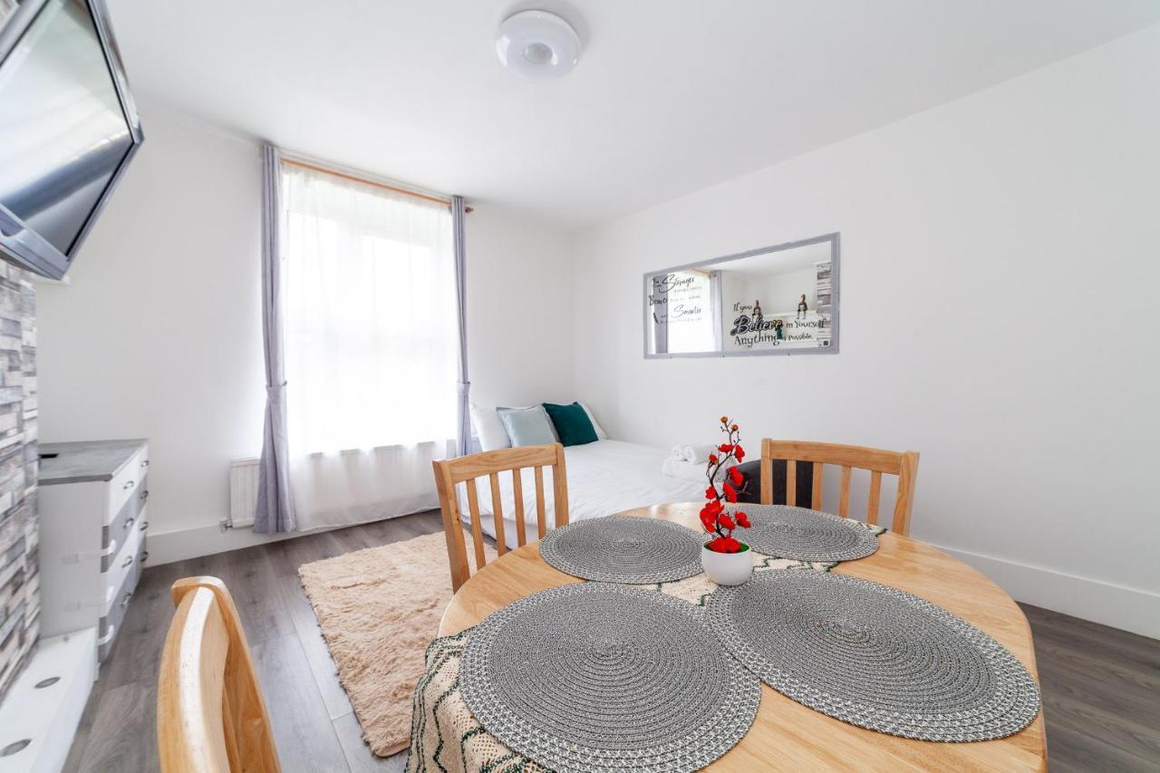 Wonderful Flat Near Little Portugal Appartement