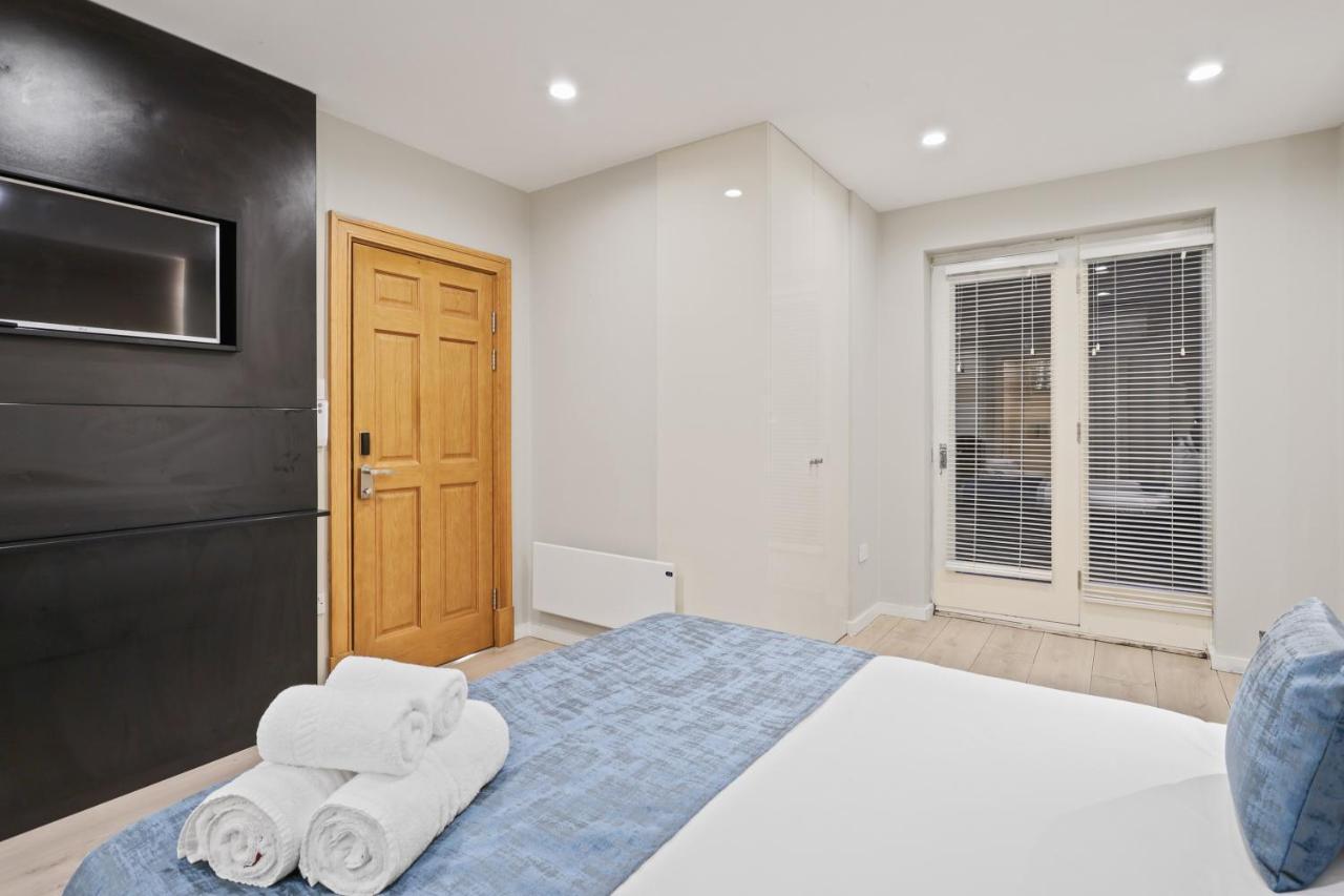 Appartement Studio Flat West End Lane Londen