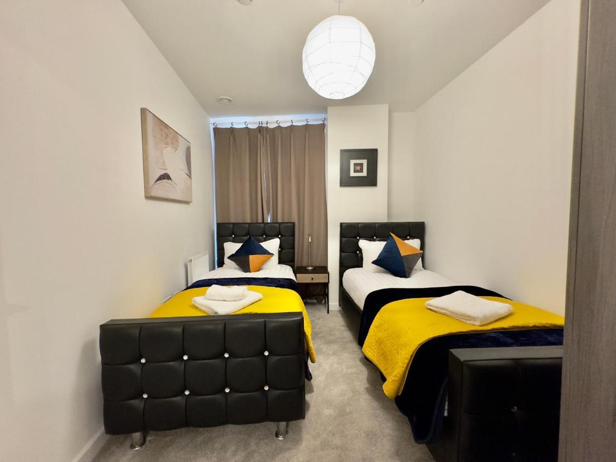 3bedroom, 2bathroom, Balcony,luxury Flat Westfield London