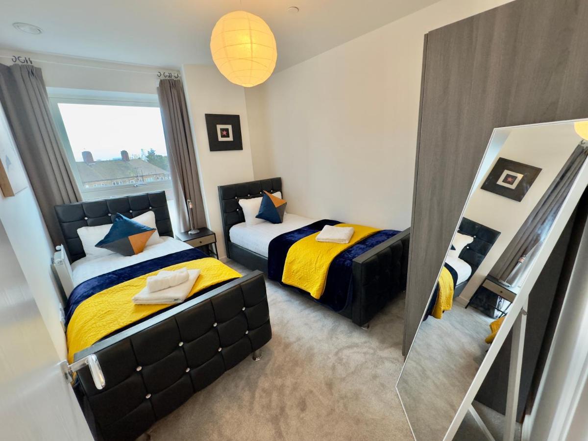 3bedroom, 2bathroom, Balcony,luxury Flat Westfield Apartamento *