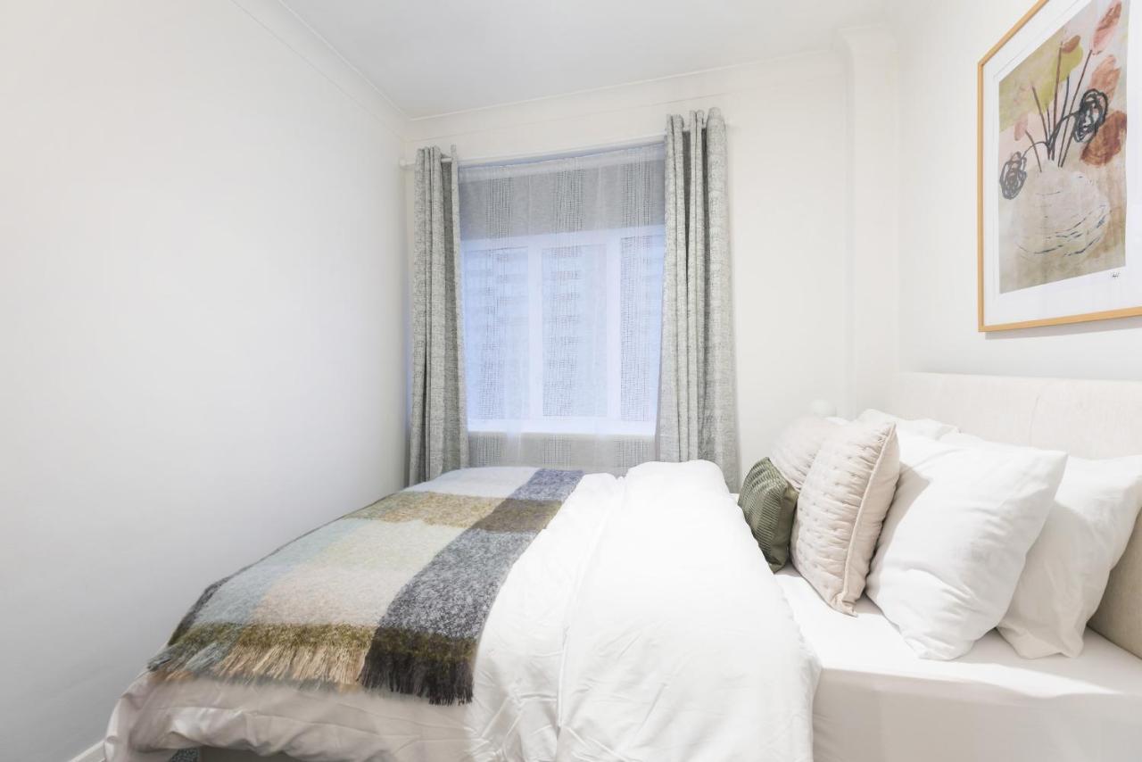 Appartement Perfectly Located 1 Bed Above Tube Station Londres