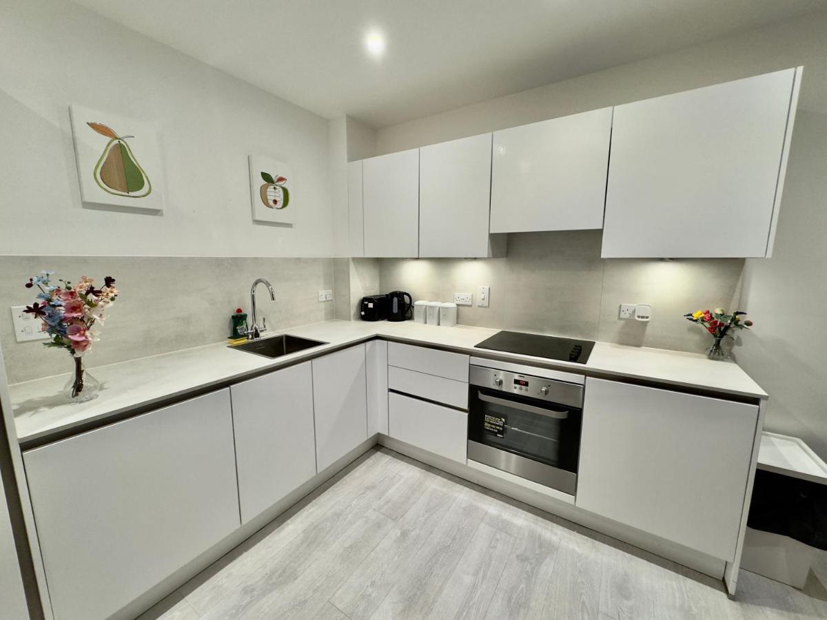 Apartamento 3bedroom, 2bathroom, Balcony,luxury Flat Westfield *