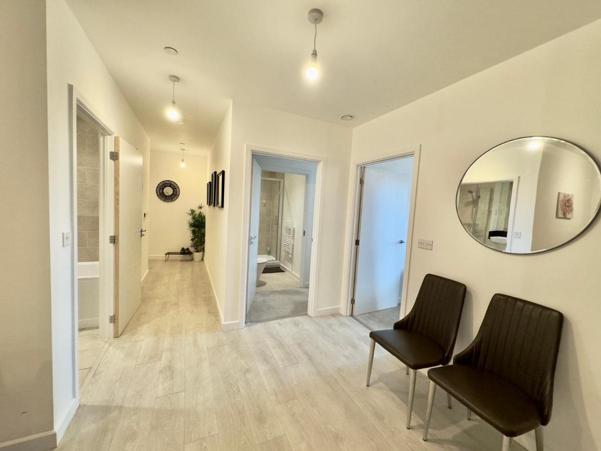 3bedroom, 2bathroom, Balcony,luxury Flat Westfield Apartamento *