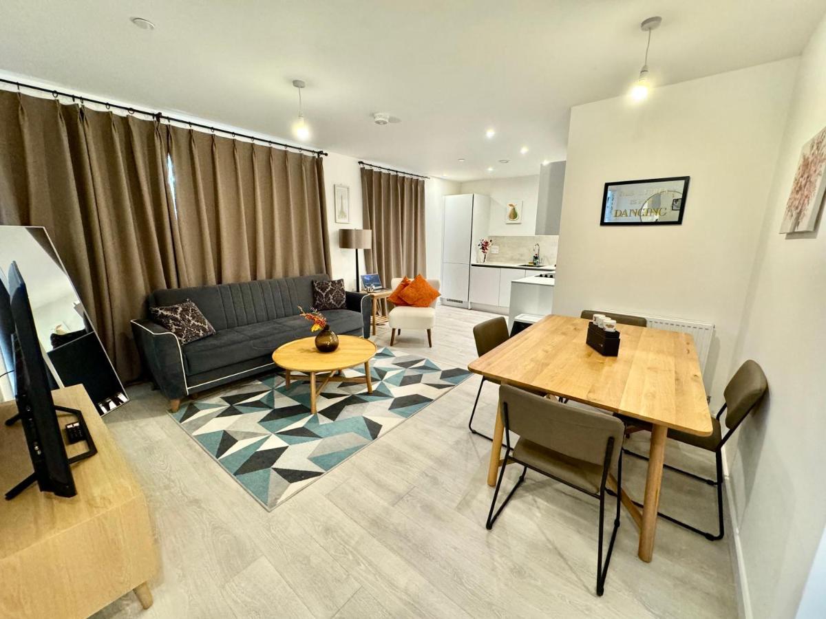 Apartamento 3bedroom, 2bathroom, Balcony,luxury Flat Westfield Londres