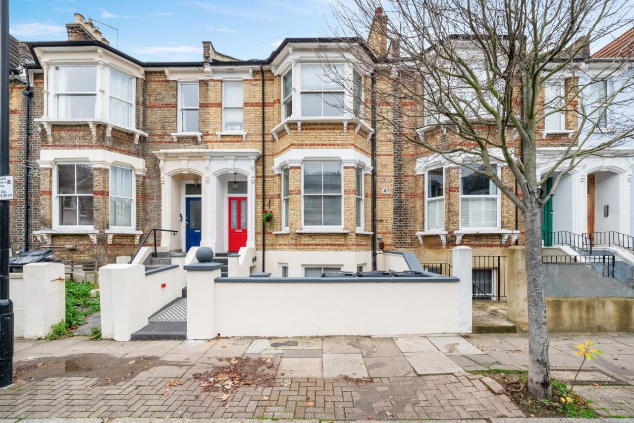 Ickburgh Road * Londen