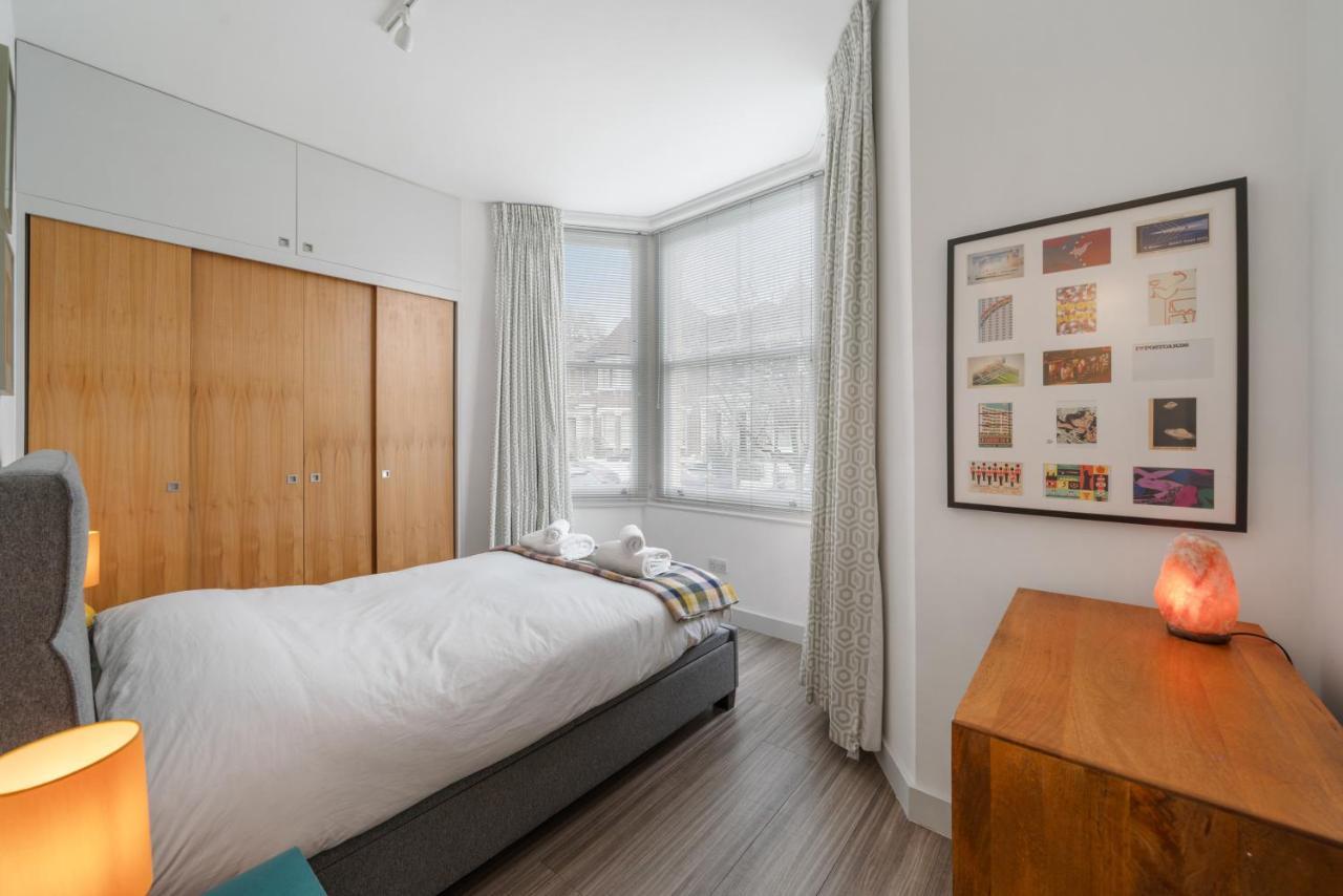 Appartement Ickburgh Road Londen