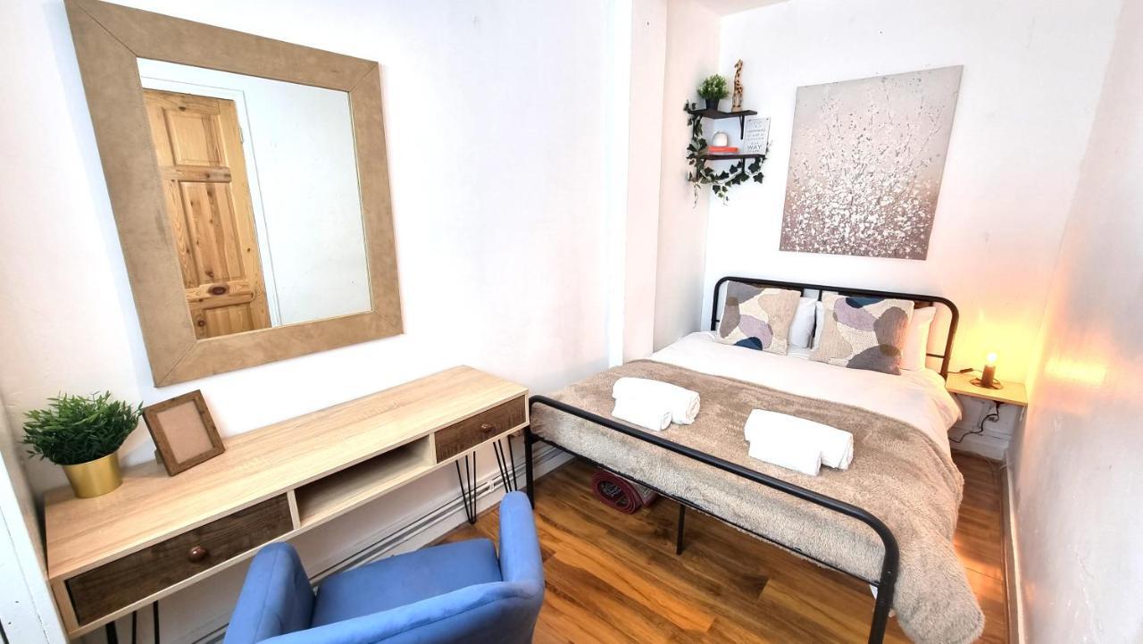3 Bed Flat O2 Arena Dyson House * Londres