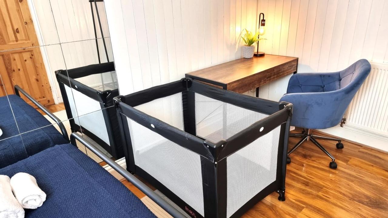 3 Bed Flat O2 Arena Dyson House Appartement