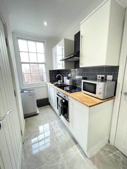 The Hidden Gem *2-bed Apt* * Londres