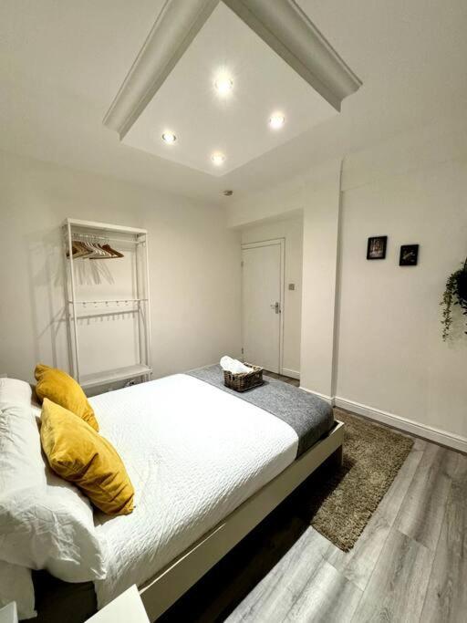 Apartment Centrally-located Gem In Marble Arch, London