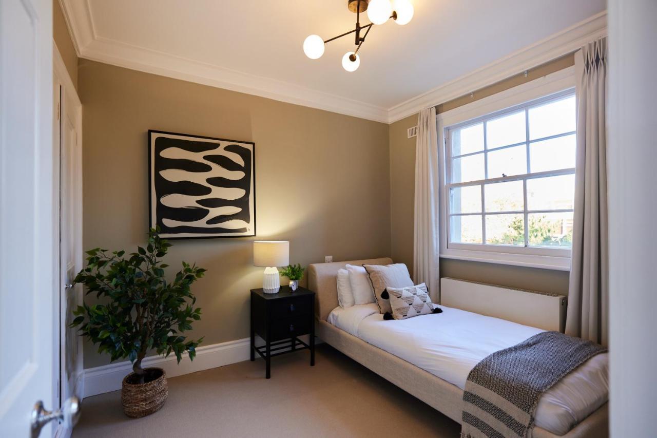 The Hyde Park Scenery - Elegant 4bdr Flat With Study