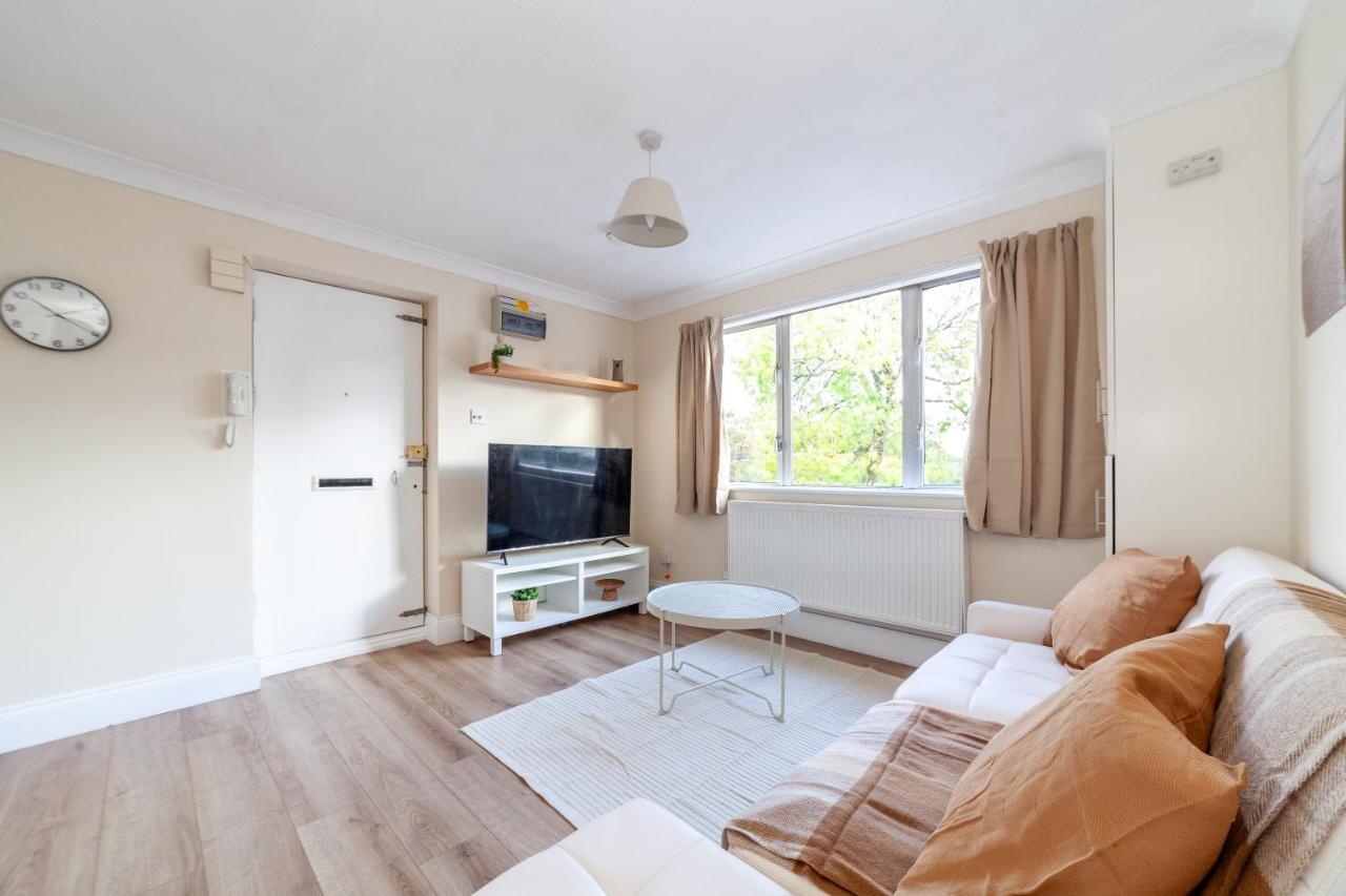 Lovely Flat In Wimbledon W/ Free Parking * London