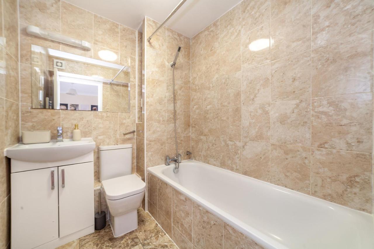 Lovely Flat In Wimbledon W/ Free Parking Apartment