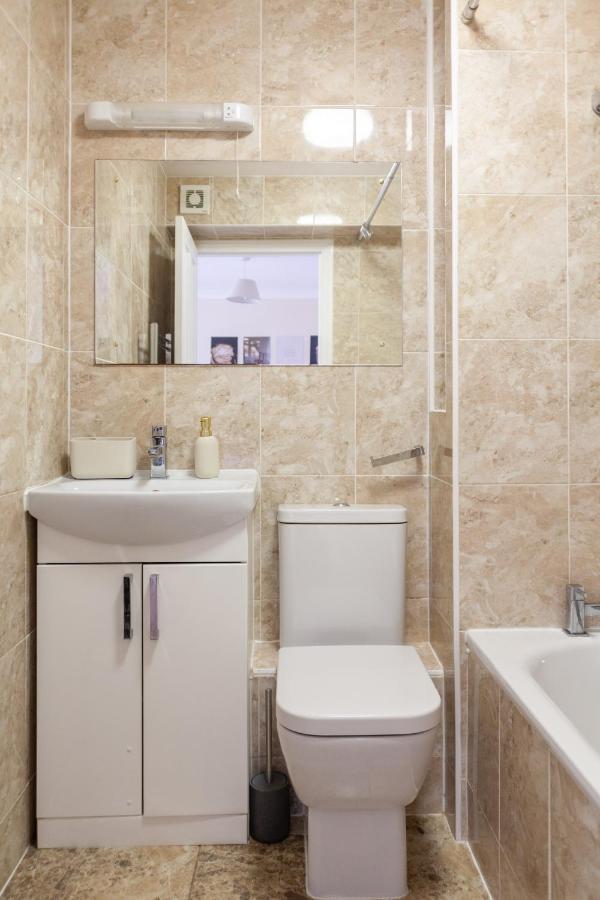 Lovely Flat In Wimbledon W/ Free Parking Apartment