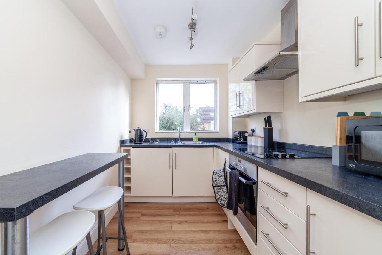 Lovely Flat In Wimbledon W/ Free Parking *