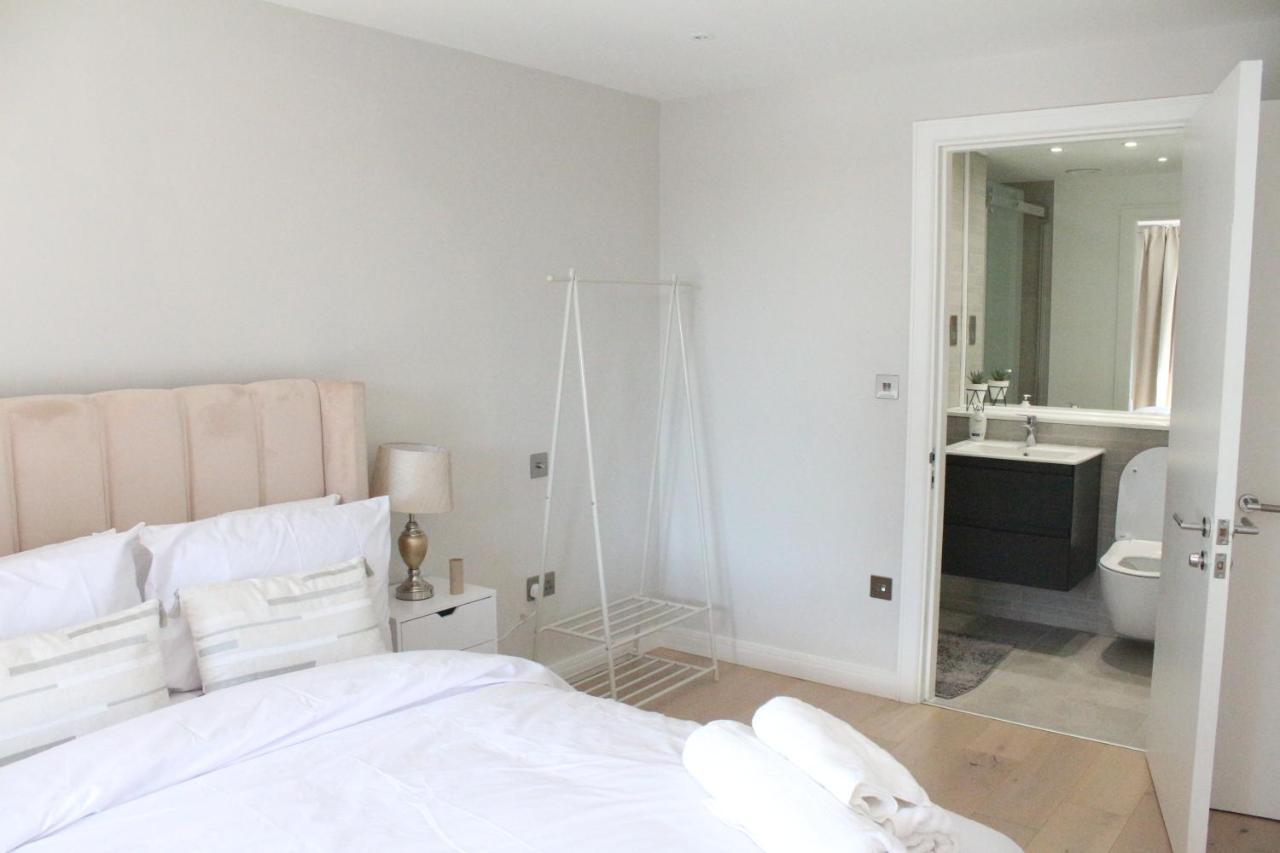 Apartment Spacious 2br With Terrance *