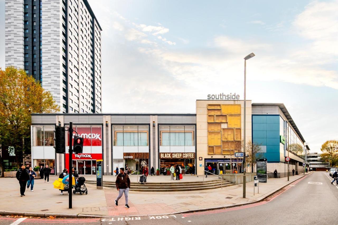 Lovely 4 Bedroom Flat In Wandsworth- Apartamento
