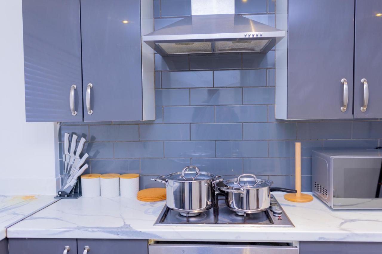 Apartamento Elegant 3 Bed House In The Heart Of