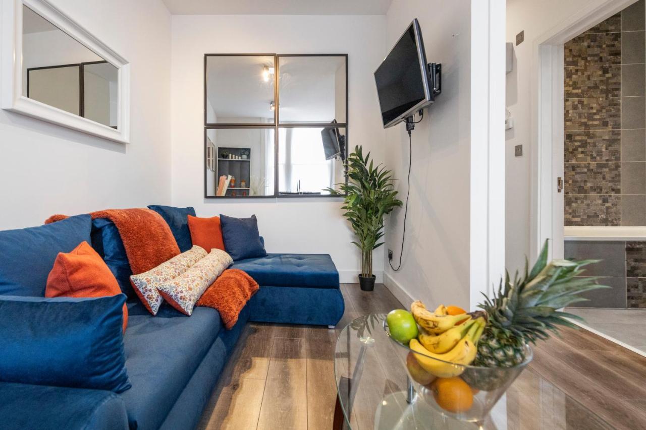 London's Cosy Gem Apartment *