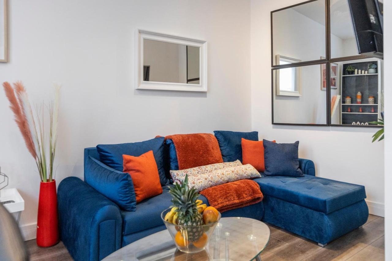London's Cosy Gem Apartment
