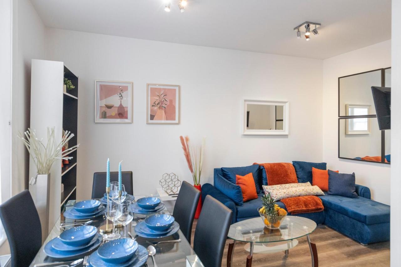 London's Cosy Gem Apartment