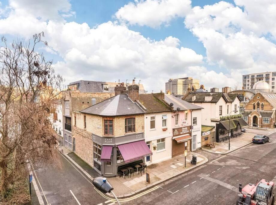 Modern Flat Apartment London