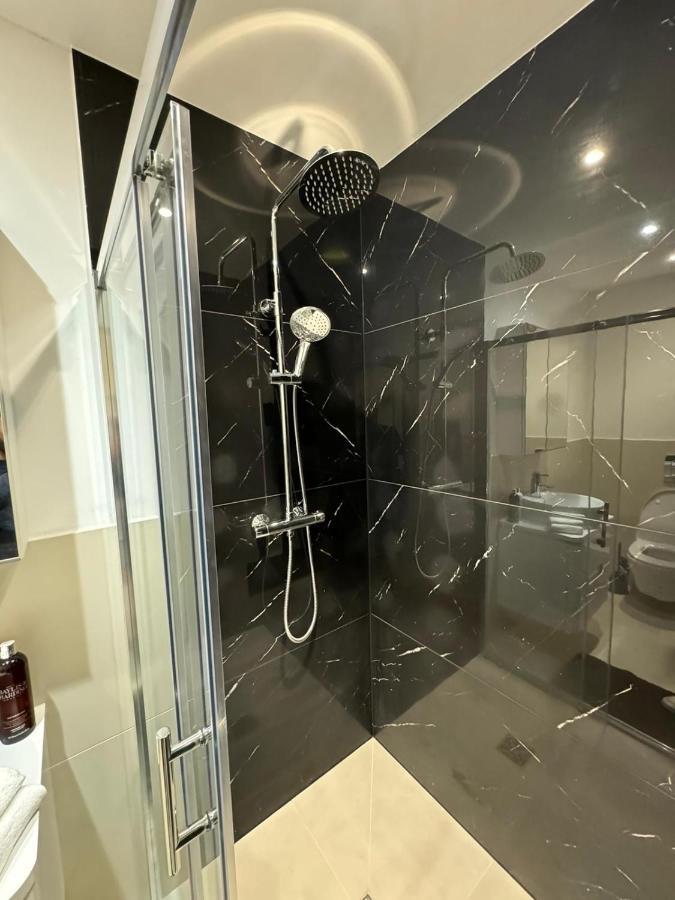 Modern 2bd Apartment London