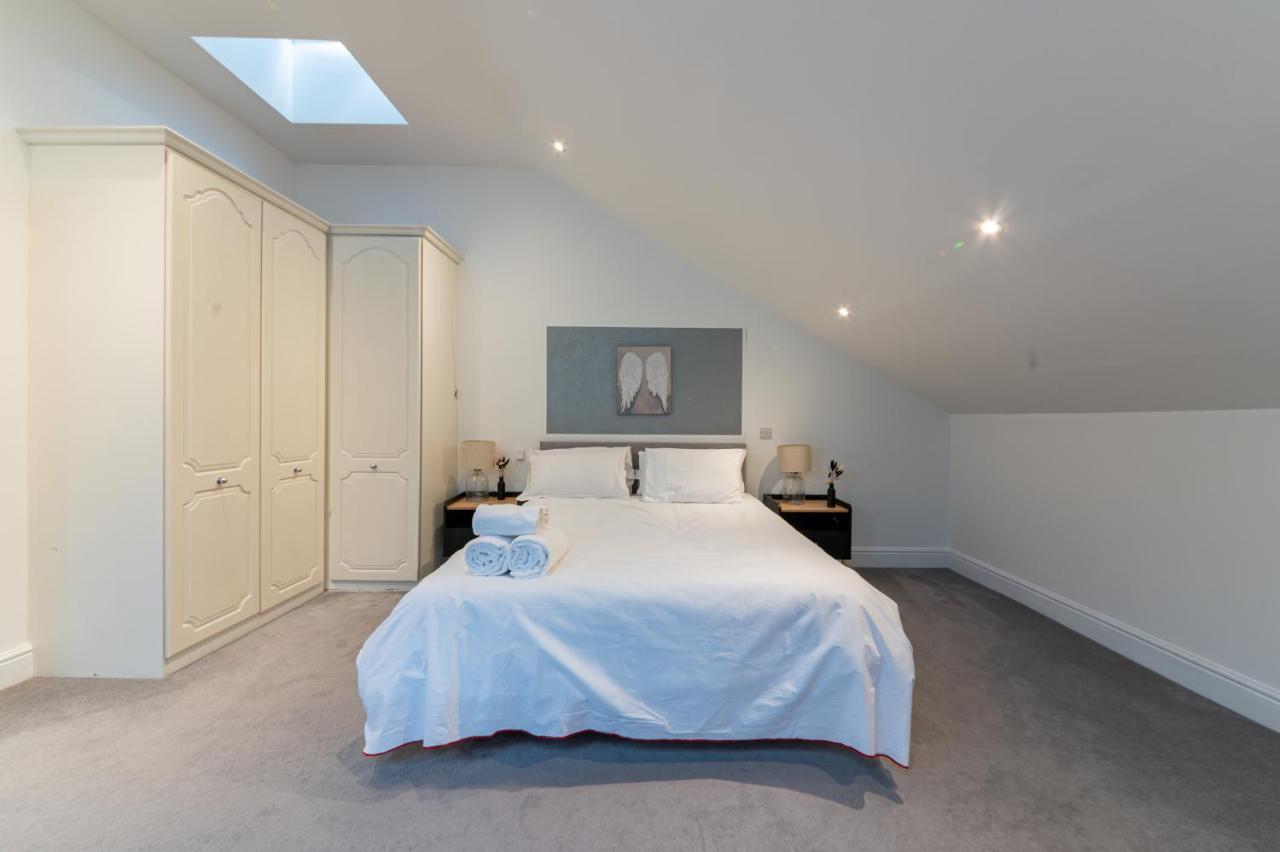 Unique 3 Beds 2 Baths Abbey Rd St John's Wood Apartment London