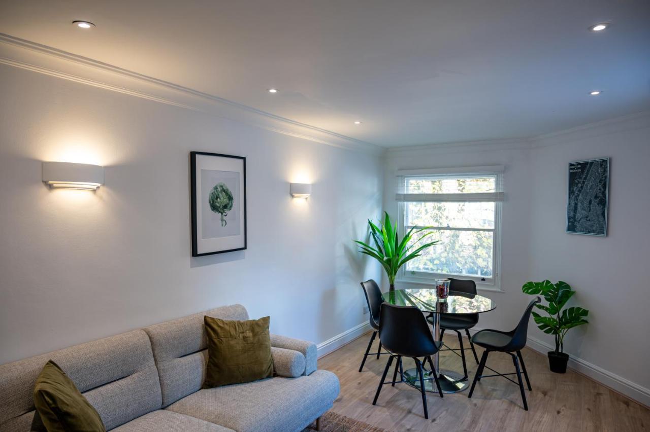 4 Bedrooms Peaceful Abbey Rd - St Johns Wood *