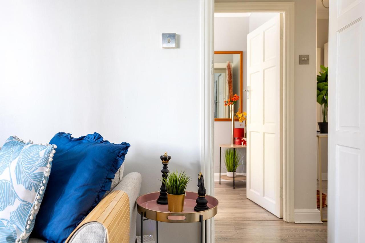 Apartamento West Kensington Balcony Flat Beside Queens Club *
