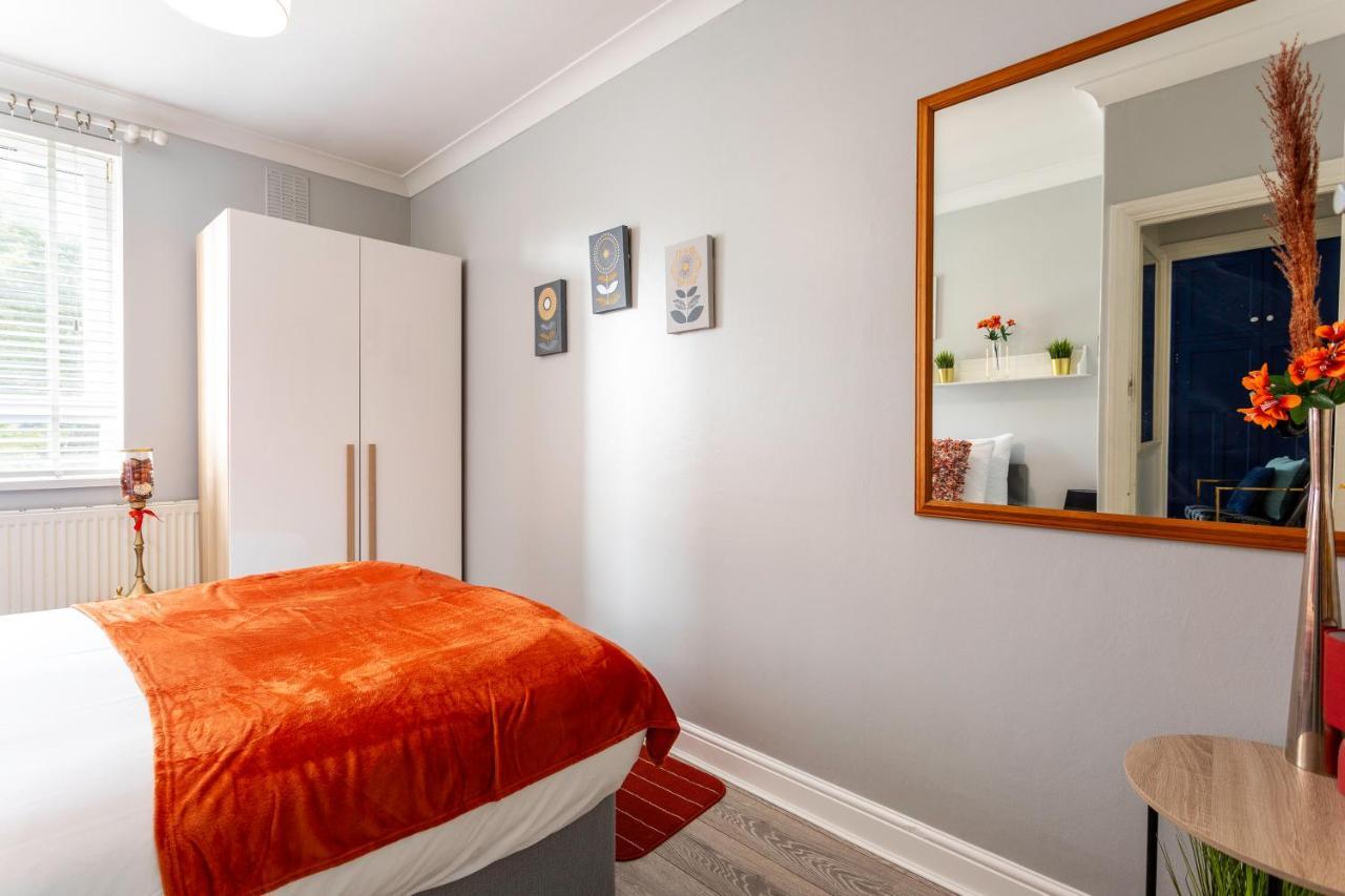 Apartamento West Kensington Balcony Flat Beside Queens Club *