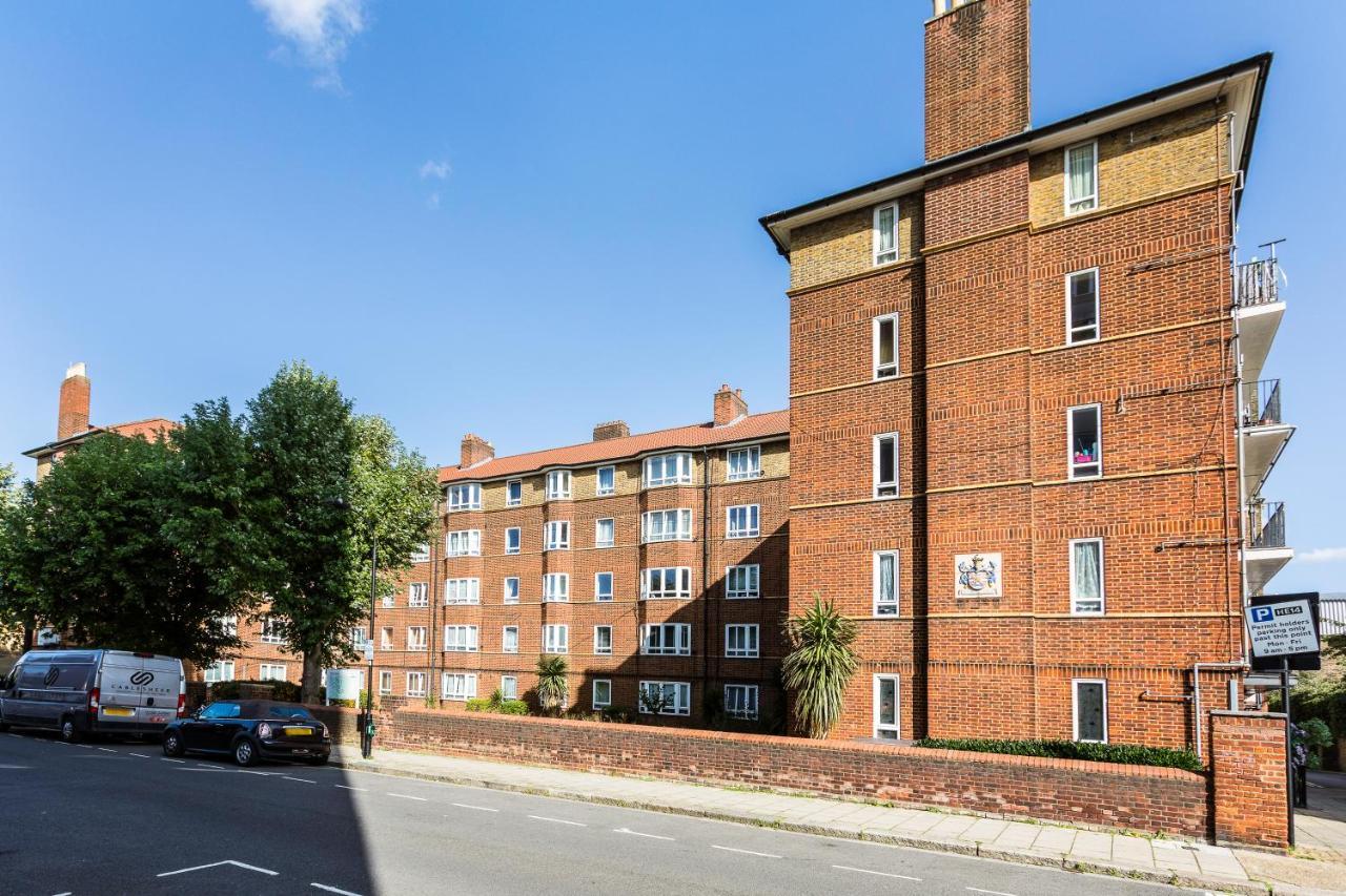 West Kensington Balcony Flat Beside Queens Club * Londres