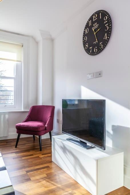 Apartamento Brand New Self-contained 1 Bdr In Paddington Londres
