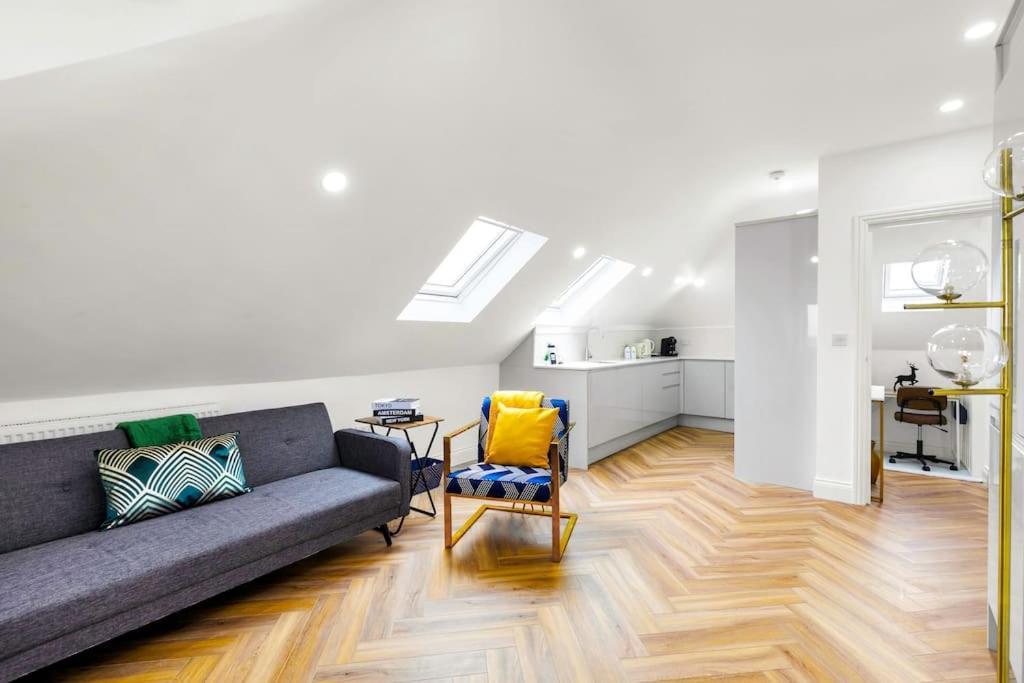 Modern 5 Occupancy Flat Free Parking & Views Apartamento *