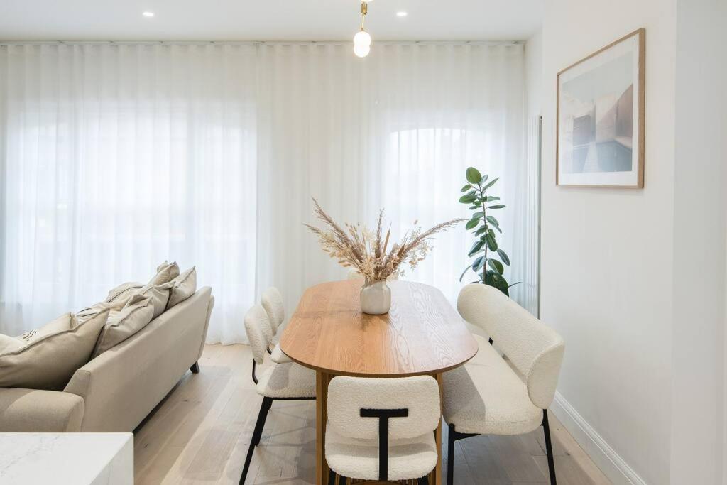 Elegant 2 Bedroom In Fulham Apartment
