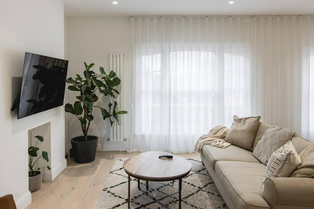 Elegant 2 Bedroom In Fulham Apartamento